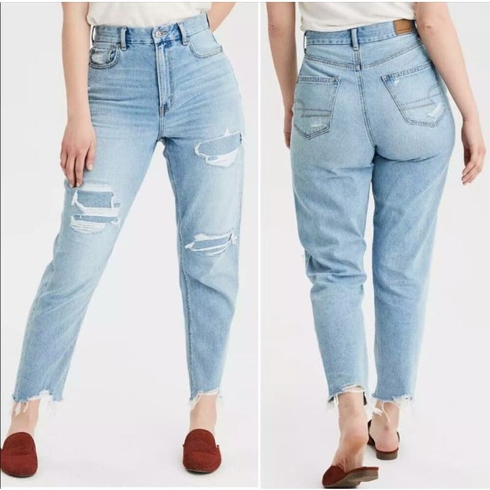 American Eagle High Rise Curvy Mom Jean in Light Repair Distressed